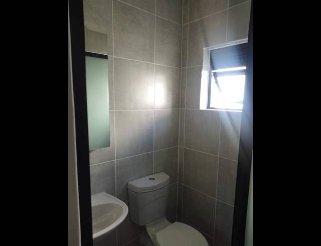 1 BEDROOM PROPERTY TO RENT IN WITFIELD